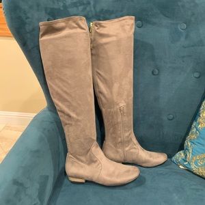 Audrey Brooke suede long boots